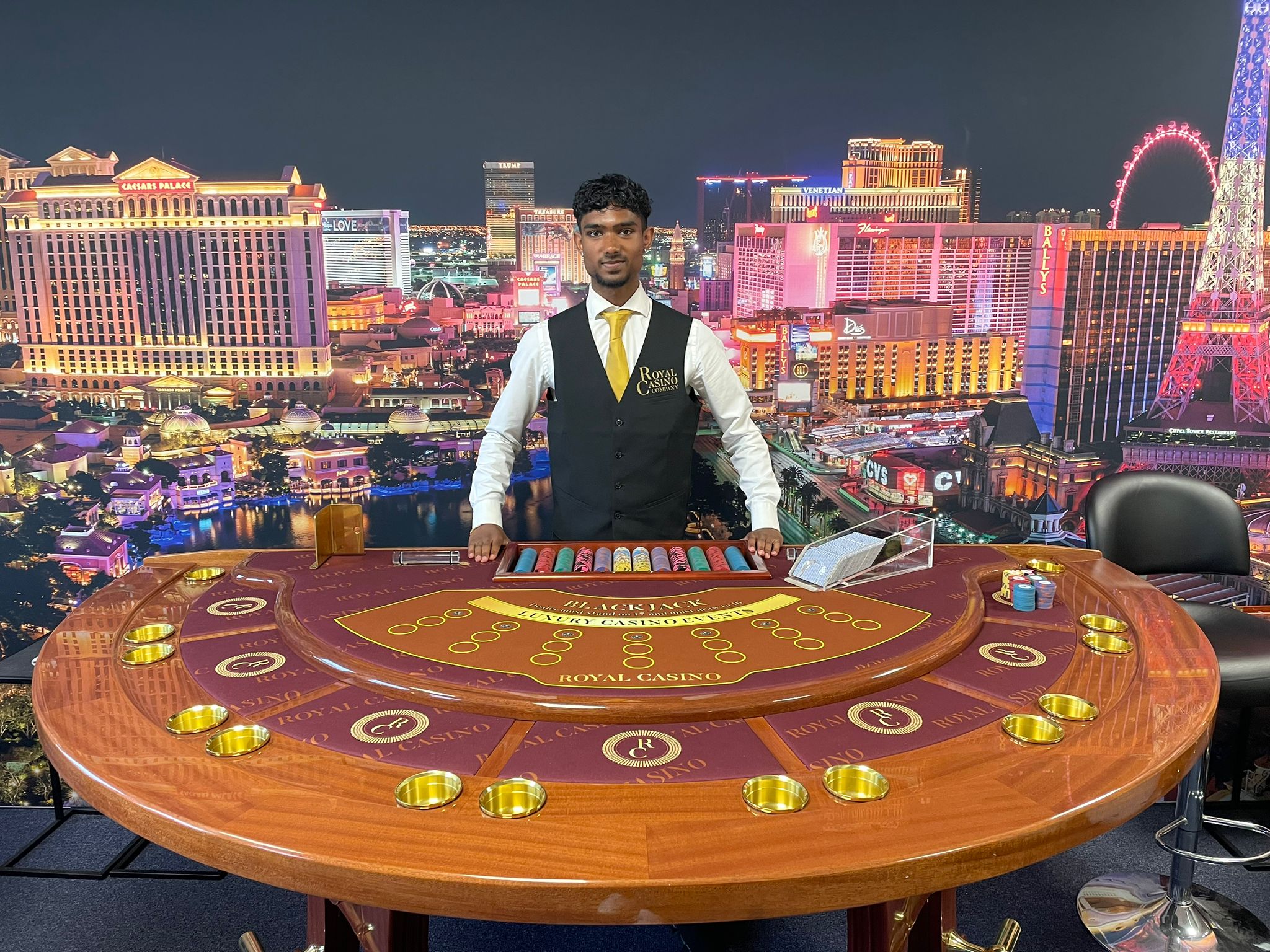 WhatsApp Image 2024-09-10 at 14.38.08 (1) - Royal Casino Company
